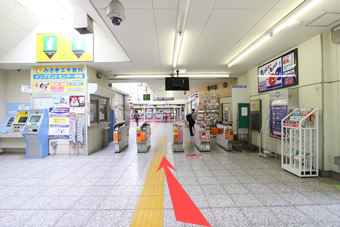 新京成線三咲駅改札